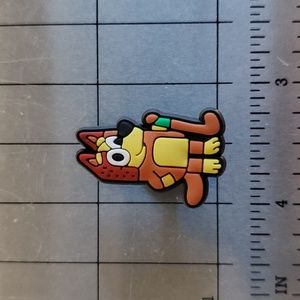 NEW Bluey Show Mum Chilli Mom with Hockey Stick Croc Shoe Charm